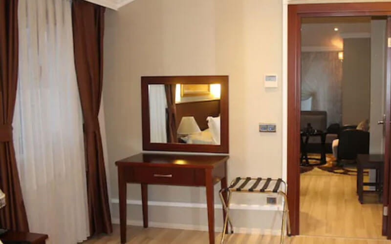 هتل Regency World Hotel&Suites Istanbul