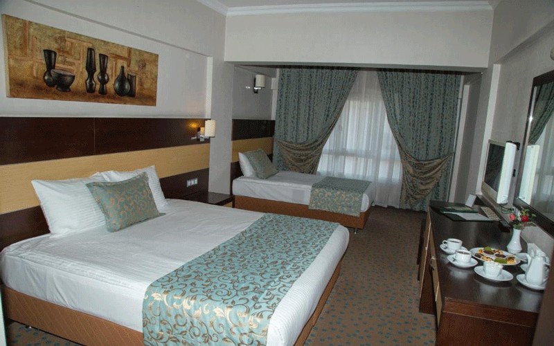 هتل Mom Hotel Izmir