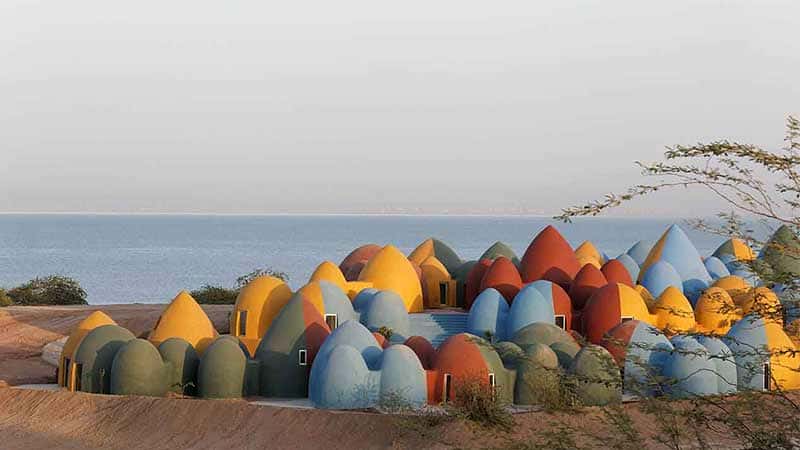 جزیره هرمز کجاست؟ | سفر به جزیره هرمز