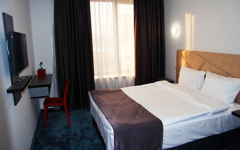 هتل Nice Hotel Yerevan
