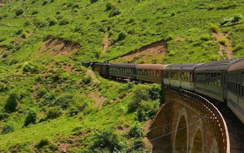زیباترین مسیرهای ریلی ایران