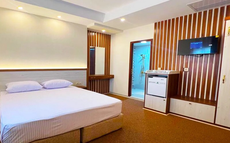 هتل آپارتمان مناجات مشهد