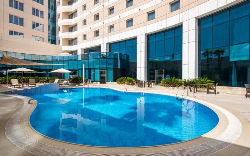هتل Holiday Inn AlSeeb Muscat