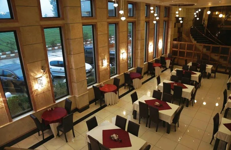 رستوران های فومن برای بهترین غذاهای فومنی