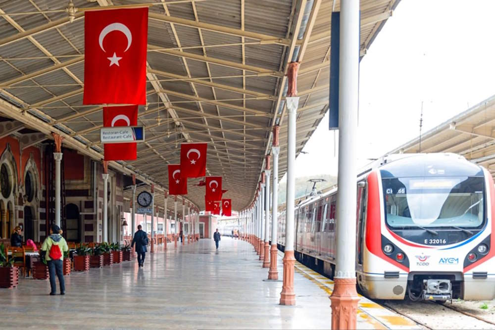 سفر خارجی با قطار | مسیرهای ریلی ایران به کشورهای اطراف