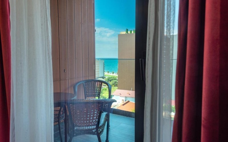 هتل Rainbow Residence Batumi