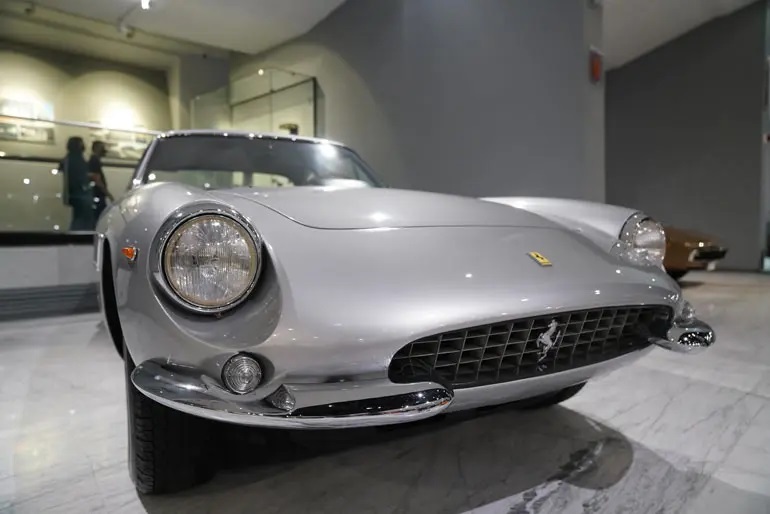 موزه ماشین تهران کجاست؟ | تصاویر و خودروها