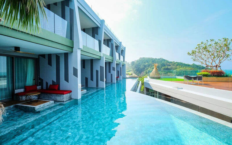 هتل Crest Resort and Pool Villas Phuket 