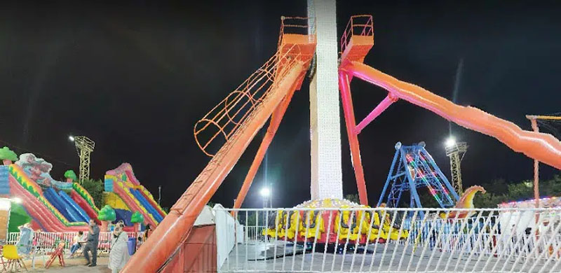 بهترین شهربازی های اصفهان از روباز تا روبسته