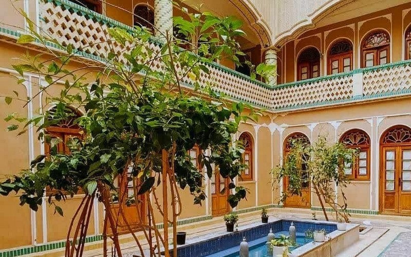 هتل فاضلی یزد