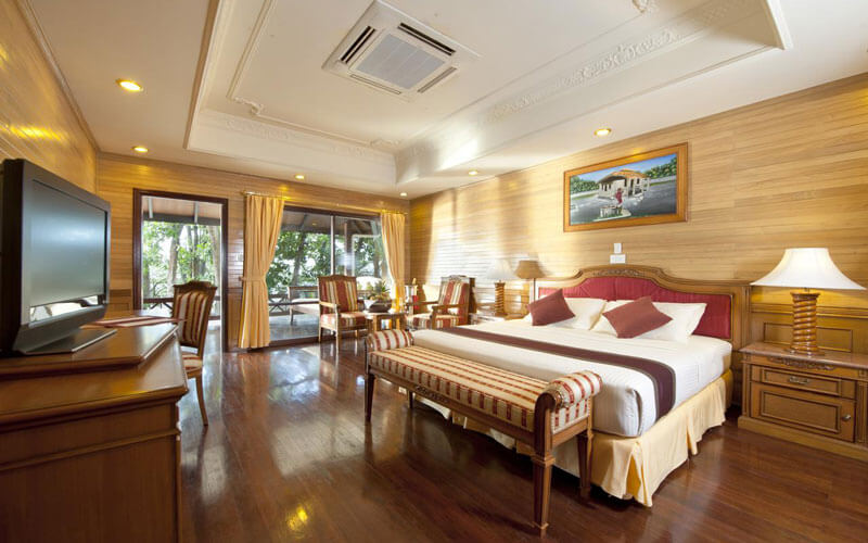 هتل Royal Island Resort & Spa Maldives