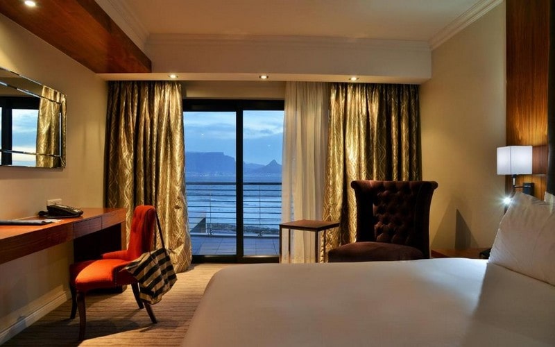 هتل Blaauwberg Beach Hotel Cape Town