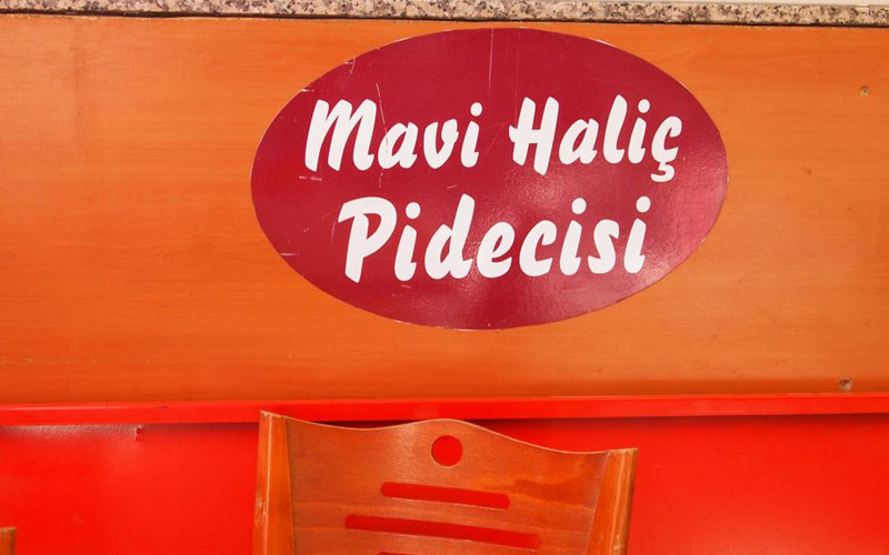 رستوران ماوی هالیچ پیده جیسی استانبول