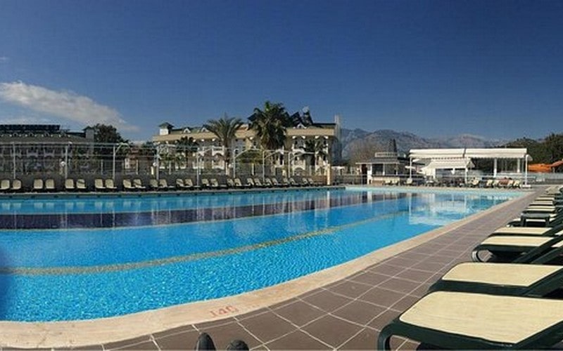 هتل Royal Towers Resort kemer Antalya
