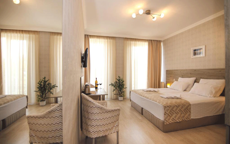 هتل Hotel Kenari Tbilisi