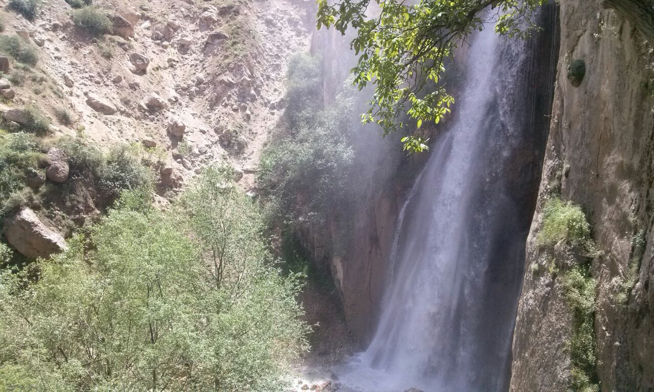 معرفی زیباترین آبشارهای مازندران