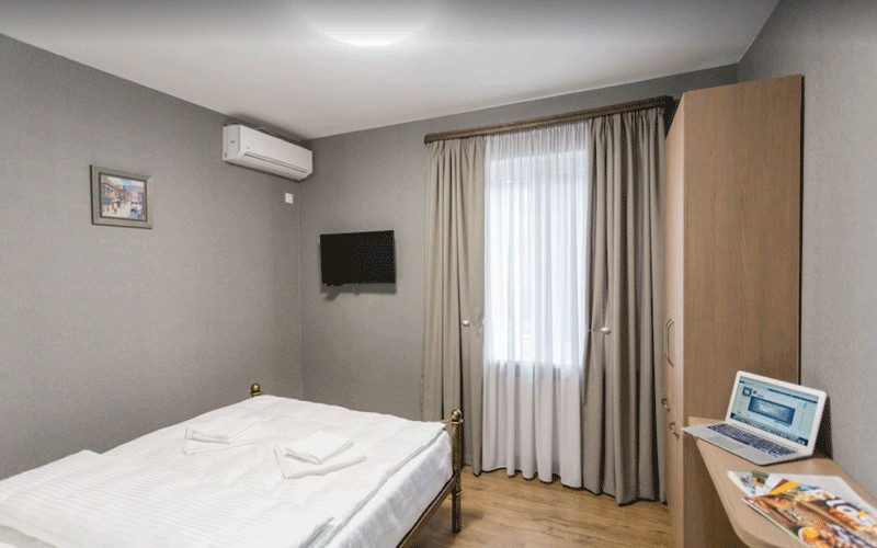 هتل Falcon Apartments -300 Aragveli Tbilisi