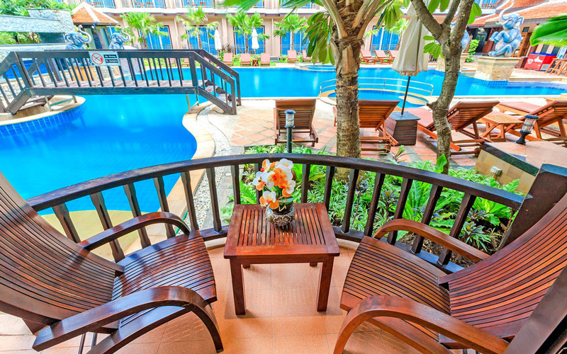 هتل Nipa Resort SHA Extra Plus Phuket