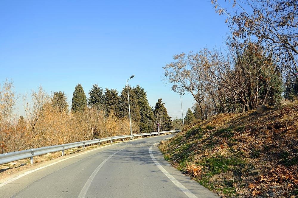 پارک سرخه حصار کجاست و چه امکانات تفریحی دارد؟