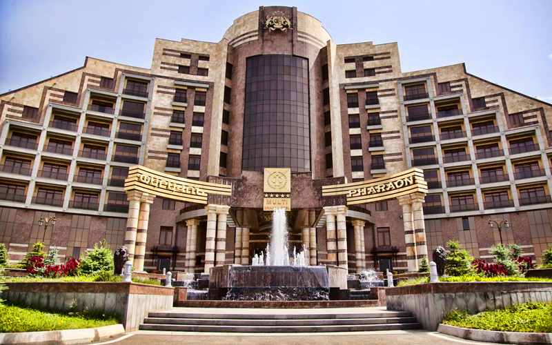 هتل Multi Grand Pharaon Hotel Yerevan
