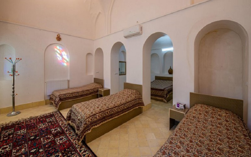 اقامتگاه سنتی خانه پارسی کاشان
