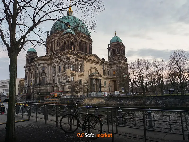 سفر به برلین با بلیط تهران برلین خریداری شده از سفرمارکت